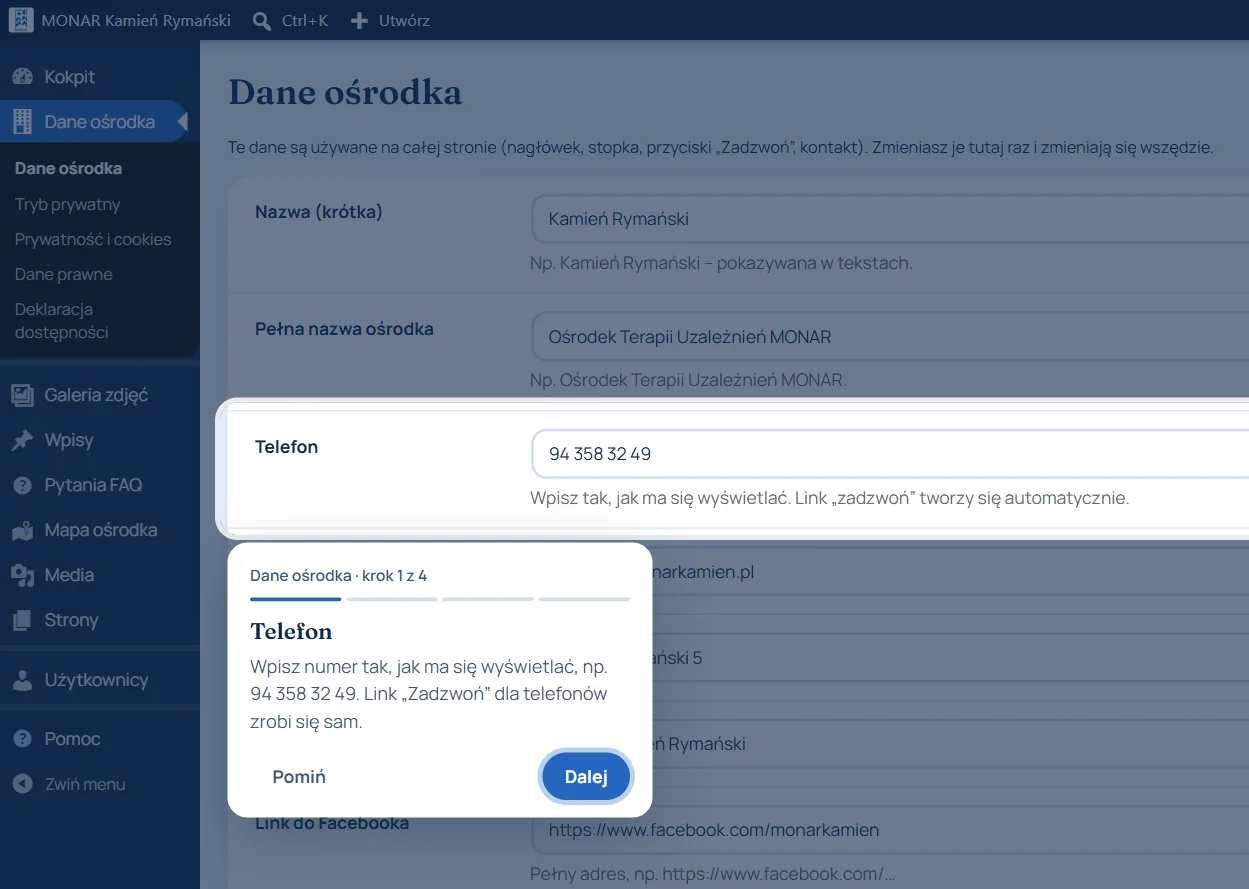 Ekran „Dane ośrodka” z samouczkiem: krok 1 z 4 podświetla pole „Telefon”